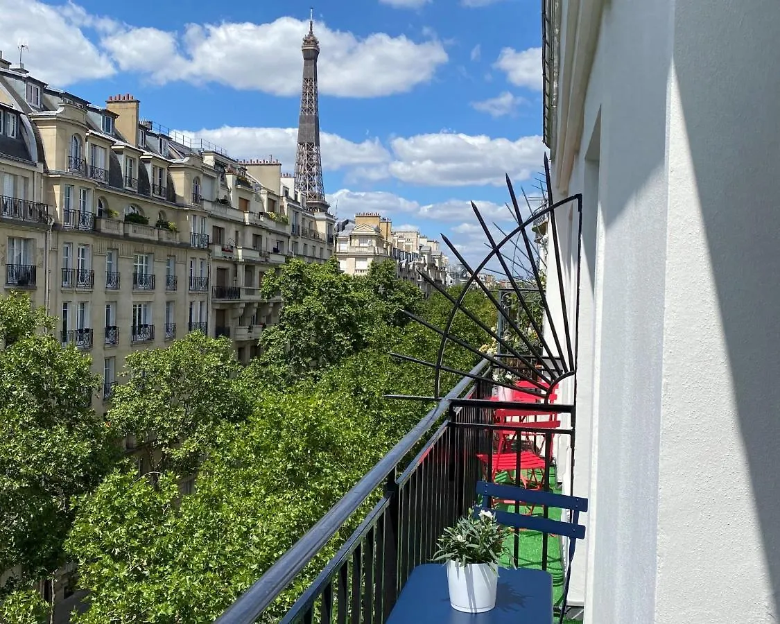 Hotel Le Cercle Tour Eiffel Paris