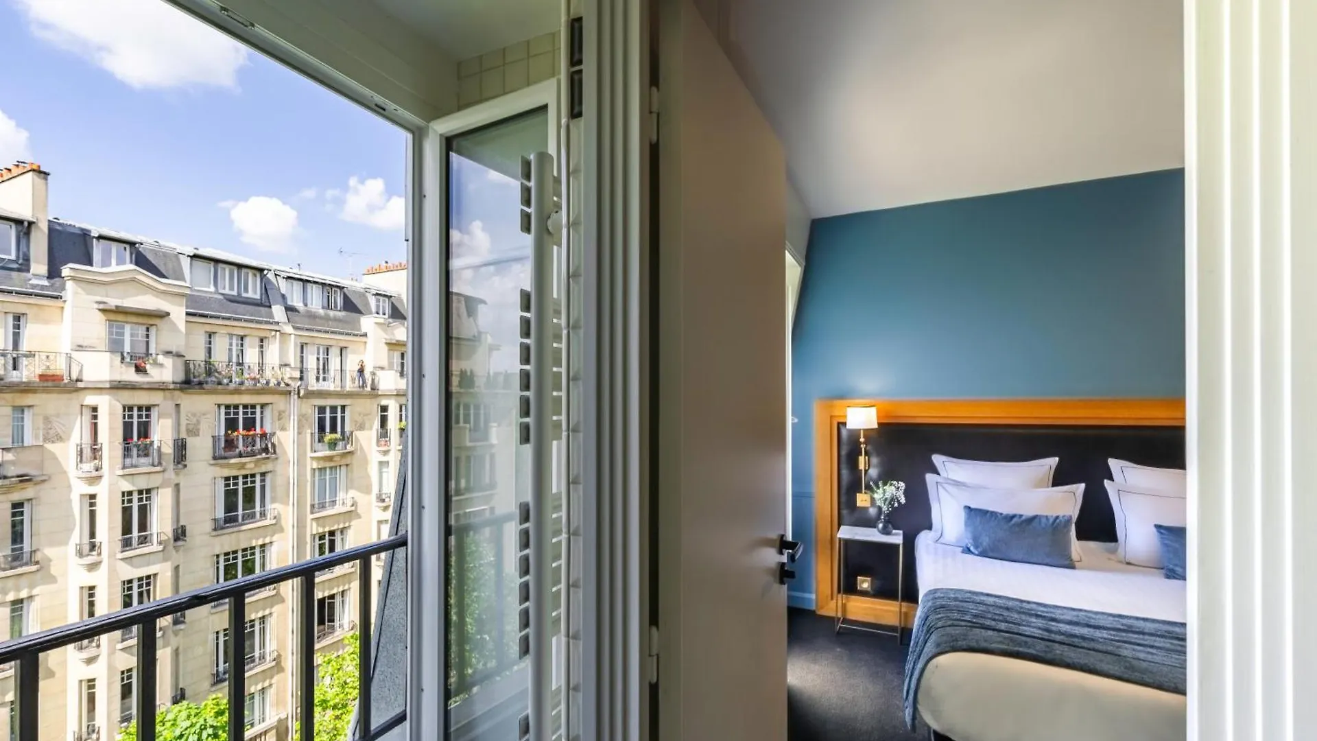 Le Cercle Tour Eiffel Hotel Paris