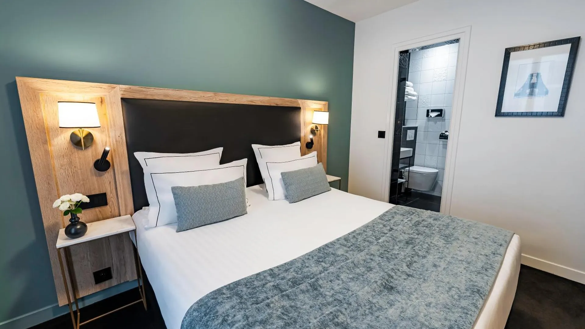 Le Cercle Tour Eiffel Hotel 3*