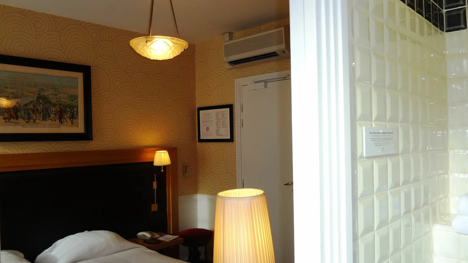 Hotel Le Cercle Tour Eiffel